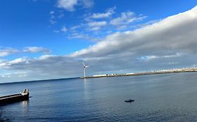 Arinaga Arena Y Mar Beach